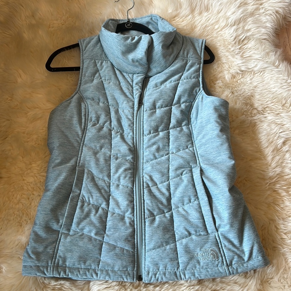 North Face Vest Sz M (euc, no flaws)